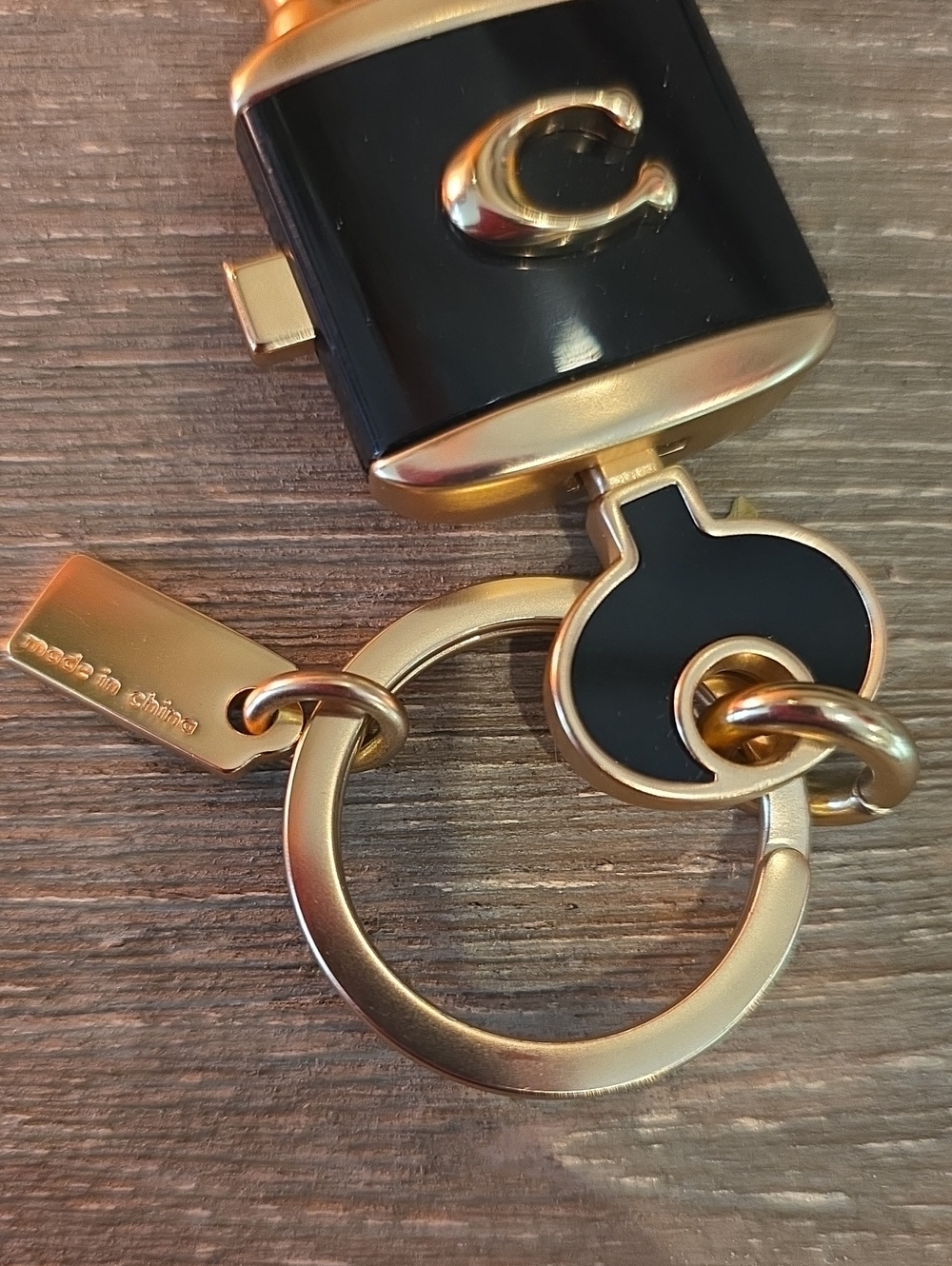 Coach Authentic Lock And Key Valet Key Fob - Picture 3 of 4